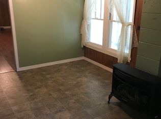 7465 Highway 19e, Roan Mountain, TN 37687