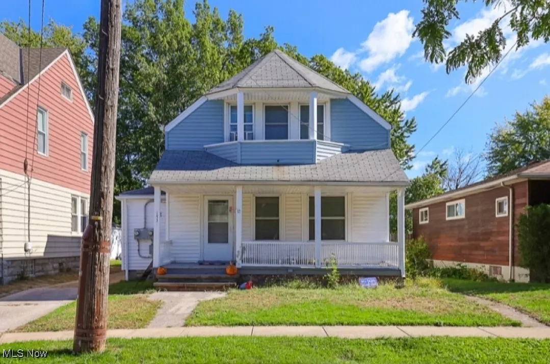 1431 Hopkins Ave photo 1