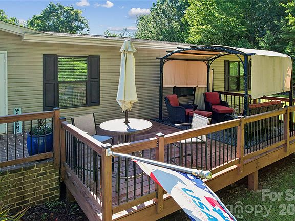 4th image of 525 Haviture Way