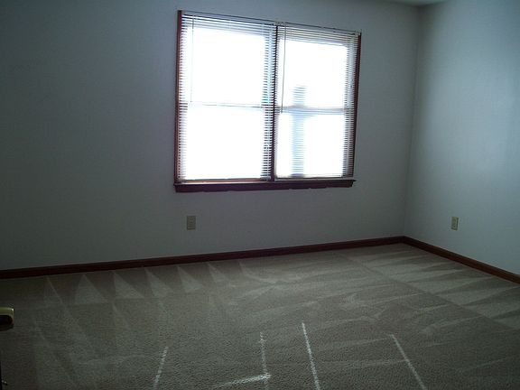 5th image of 118B Evans St #B