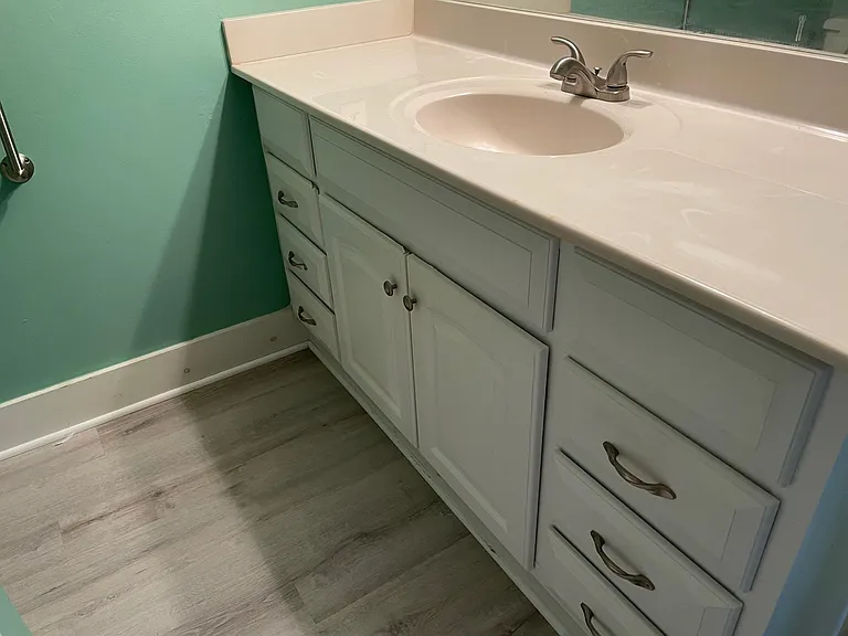 265 Dent St #3 — Photo 9