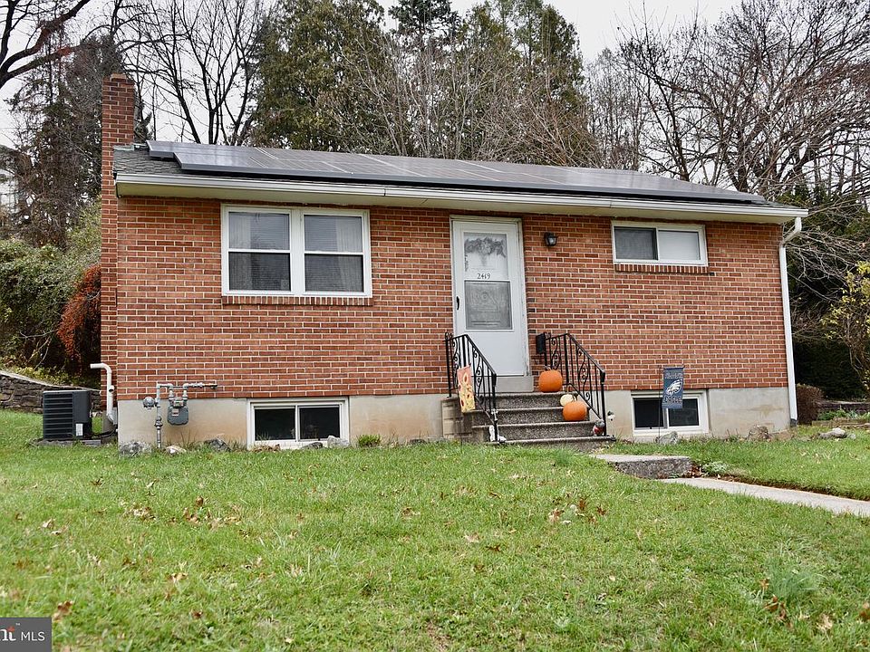 1st image of 2419 Highland St