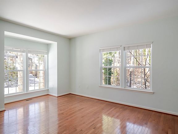 5th image of 856 Rock Creek Rd