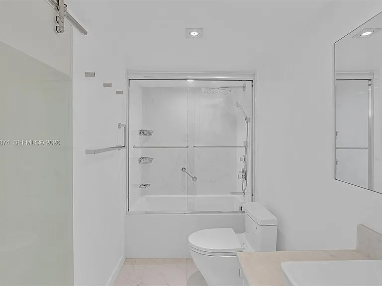 2500 Parkview Dr #1219 — Photo 30
