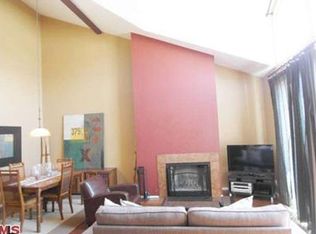 11918 Avon Way UNIT 202, Los Angeles, CA 90066