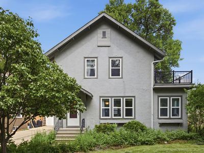 1225 3rd St N, Fargo, ND, 58102