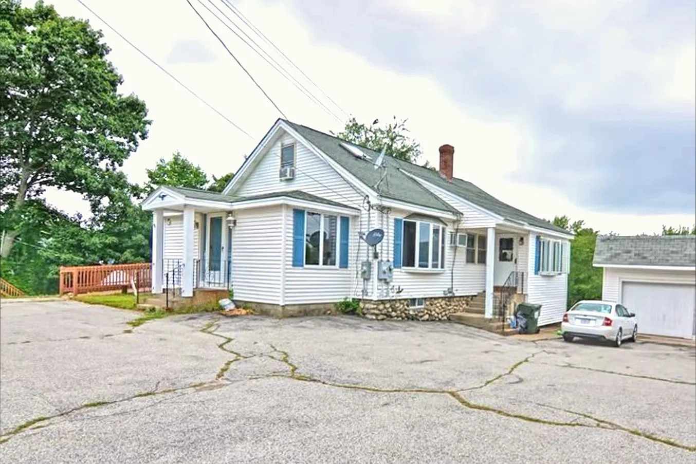 423 Main St — Photo 1