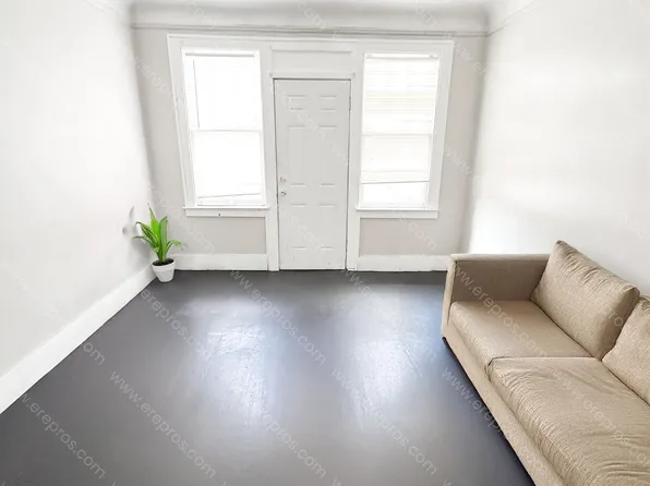 12426 Mendota St, Detroit, MI