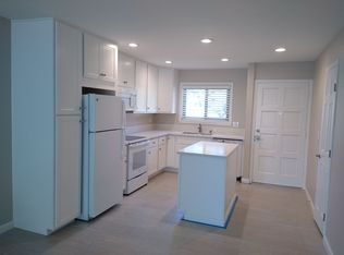 1616 Forestdale Dr, Encinitas, CA 92024