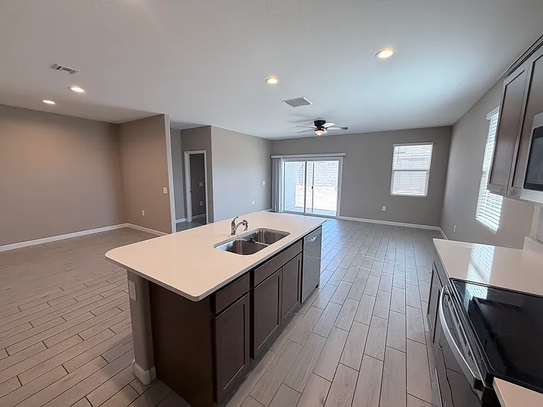 24170 W Flores Dr — Photo 21