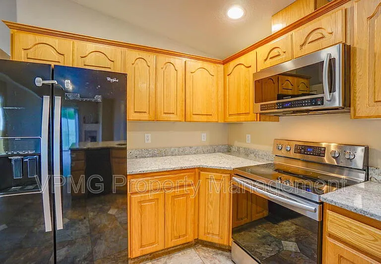 8620 NE 90th Pl — Photo 11