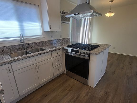 3rd image of 15837 S Myrtle Ave #37