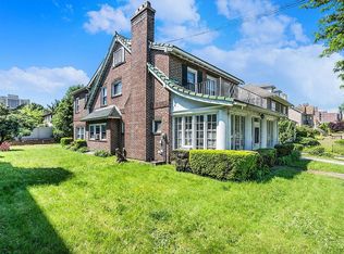 11030 69th Rd, Flushing, NY 11375