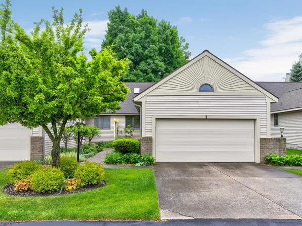 3 Summit Park Dr, Spring Lake, MI 49456