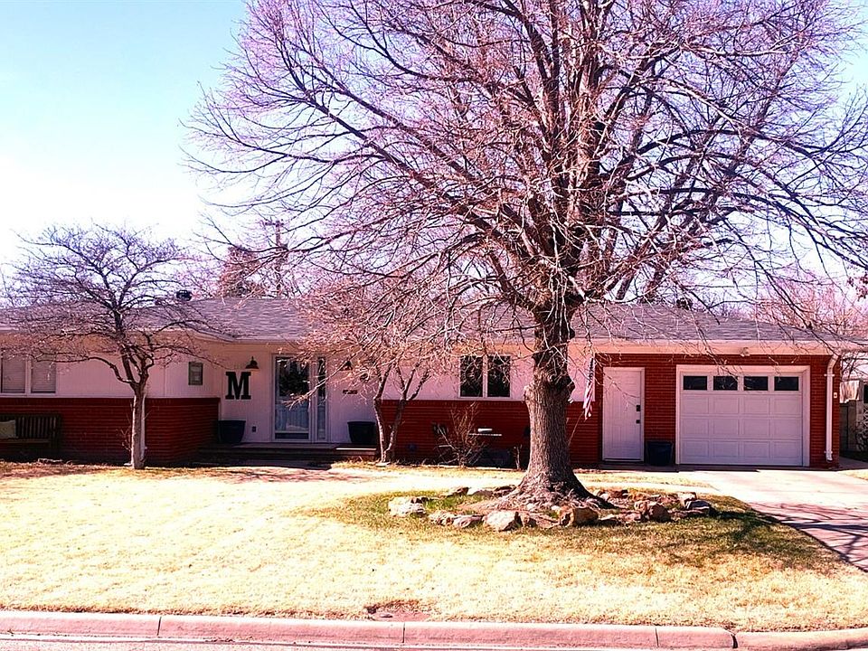 1st image of 1013 N 1st St