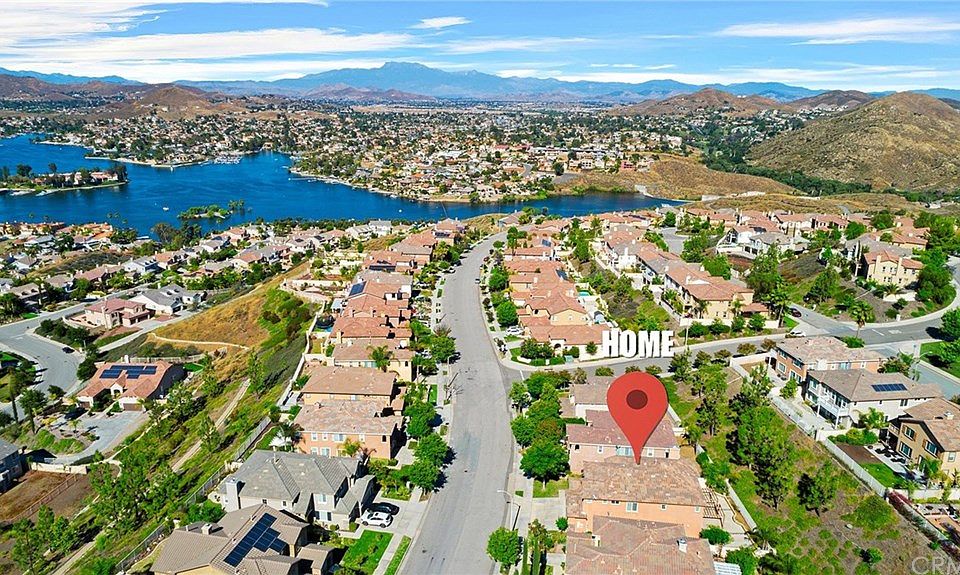 1st image of 34 Via De La Valle