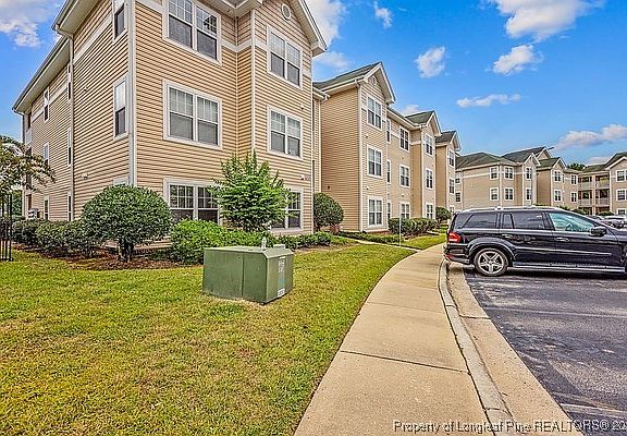 2nd image of 3332 Harbour Pointe Pl Unit 1