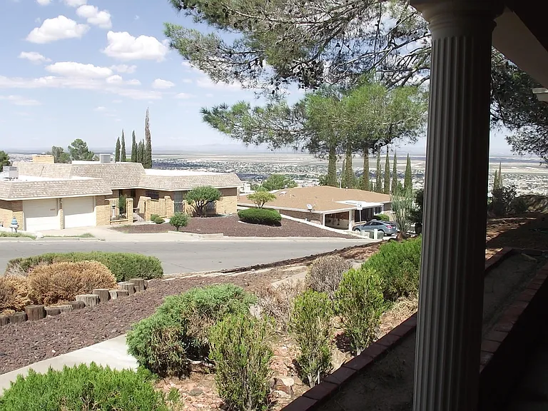 3124 Stone Edge Rd — Photo 3