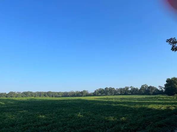 3915 3rd Ave, Laurel Hill, FL 32567