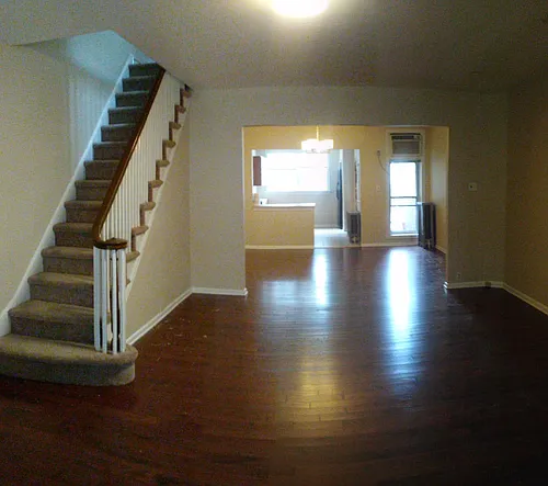 2106 Poplar St Photo 1
