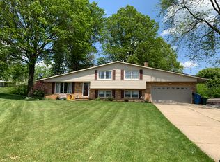 11476 Laurel Oak Cir NW, Uniontown, OH 44685