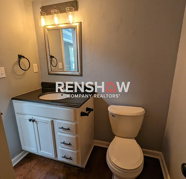 8161 Effingham Dr — Photo 12