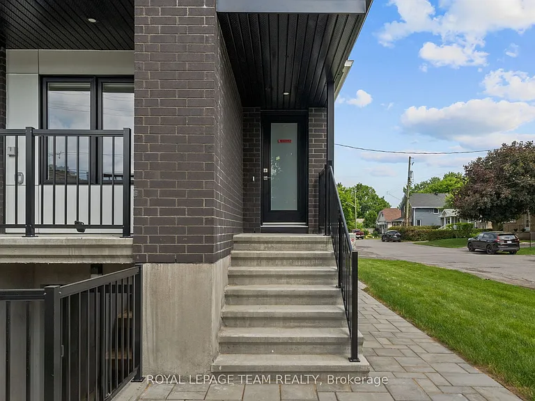 998 Hollington St — Photo 3
