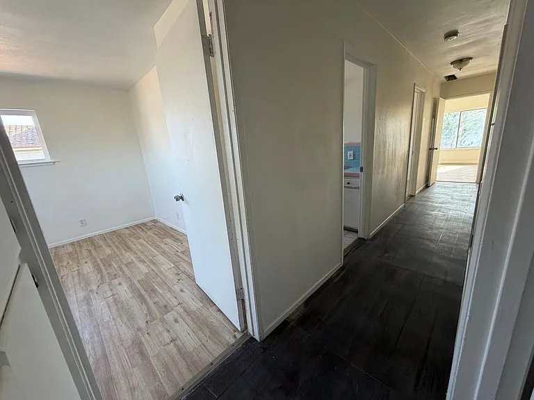 11322 Franklin Blvd — Photo 22