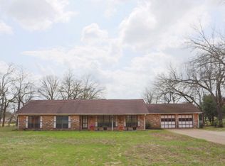 200 Brentwood Dr, Athens, TX 75751