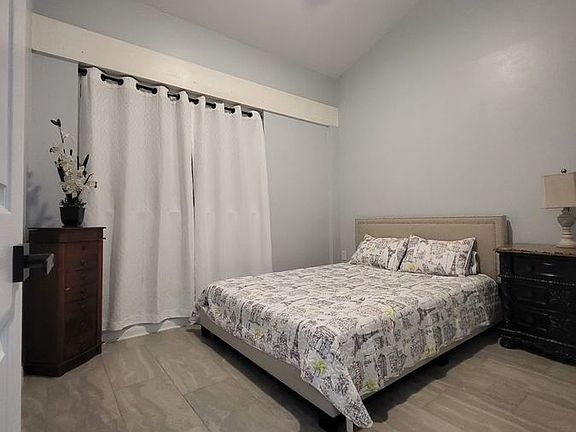 5th image of 8448 Calvin Ave
