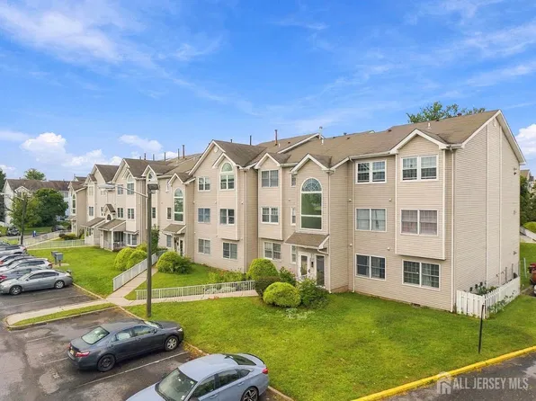722 Edpas Rd, New Brunswick, NJ 08901