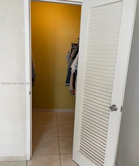 5701 Collins Ave #511 — Photo 25