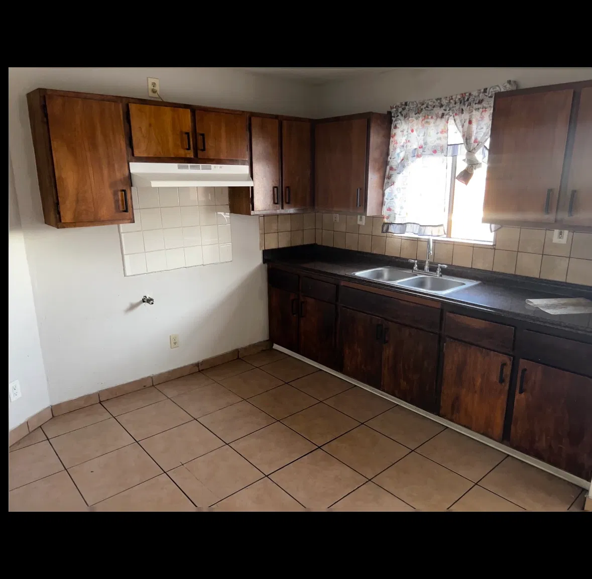 2 bed, 800 sqft, $2,200 — Photo 4