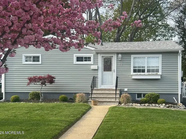 49 Helen Avenue, Freehold, NJ 07728