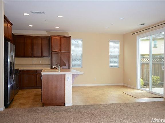 4th image of 1197 Landmark Cir