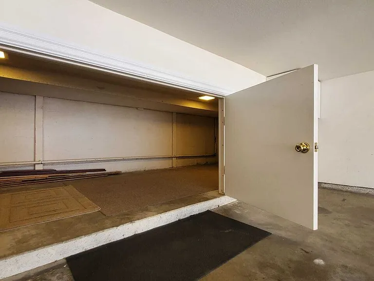 7320 Balboa Blvd #123 — Photo 26