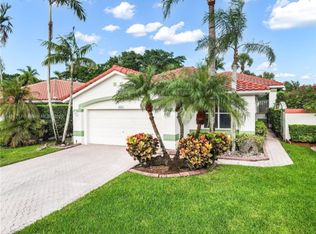 1061 Bel Aire Dr E #1061, Hollywood, FL 33027