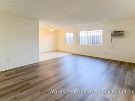 6253 Lankershim Blvd.