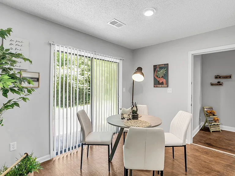 38 Shore Dr — Photo 10