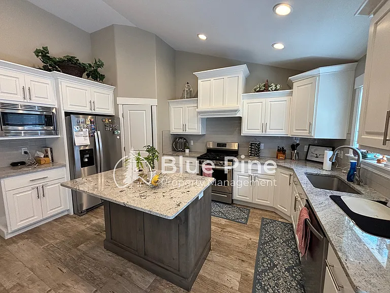 5506 Eaglewood Dr — Photo 5