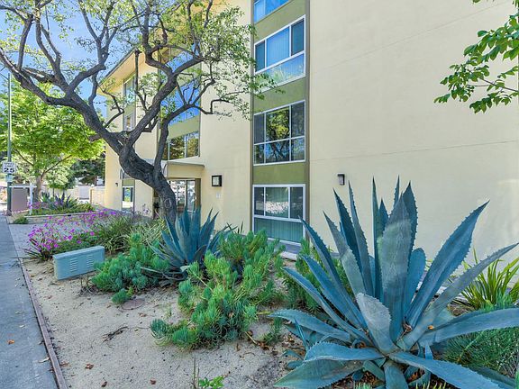 2nd image of 1031 Crestview Dr APT 309