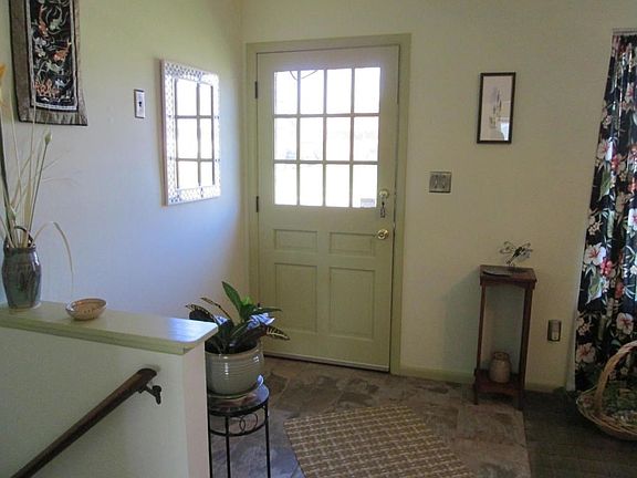 2nd image of 1401 Alvina Dr