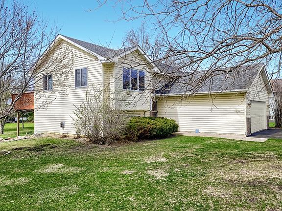 2nd image of 501 Underwood Ln NW