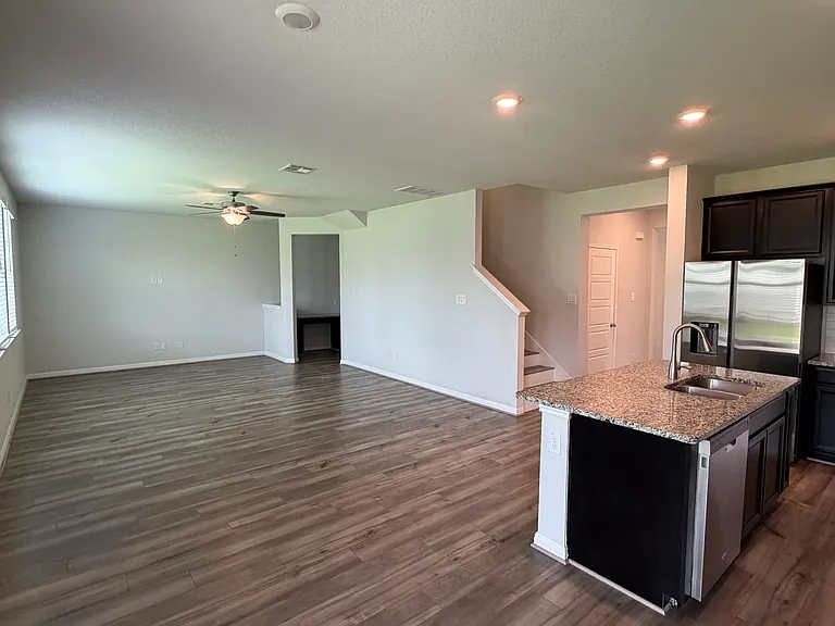 4917 Drovers Path St — Photo 7