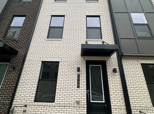 2709 Light St, Baltimore, MD 21230