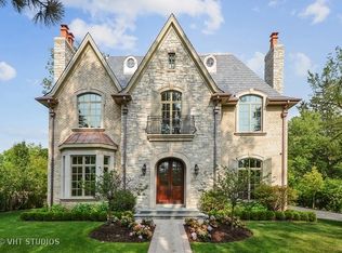 385 Grove St, Glencoe, IL 60022