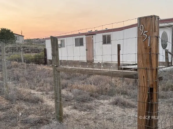 1951 McClellan Ave, Spring Creek, NV 89815