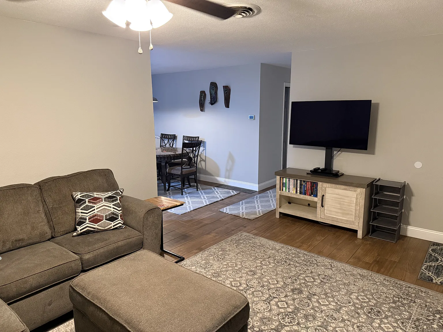 3 bed, $2,000 — Photo 4