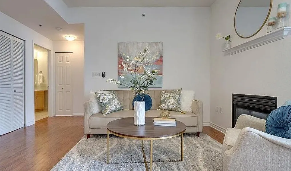 1 bed, 695 sqft, $3,195 — Photo 3