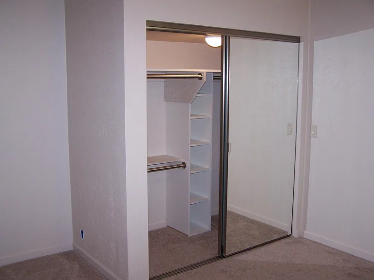 707 Crocker Ave — Photo 16